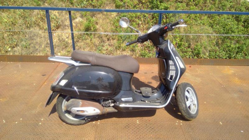 PIAGGIO VESPA 125