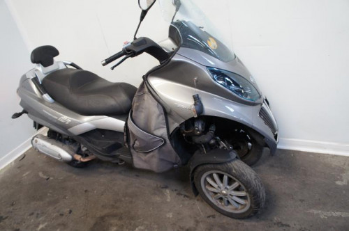 PIAGGIO MP3 250 LT
