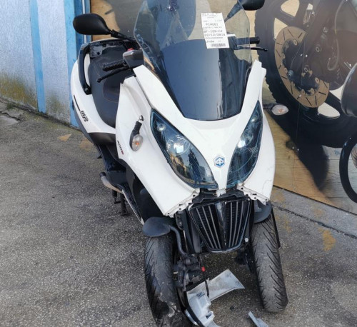 PIAGGIO LT 400 MP3