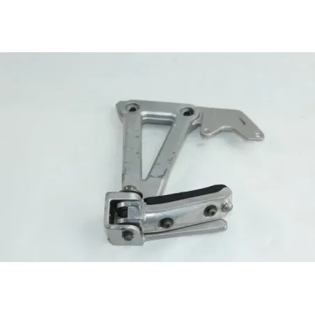 Platine arriere gauche SUZUKI GSF 400 BANDIT 1991 - 1993
