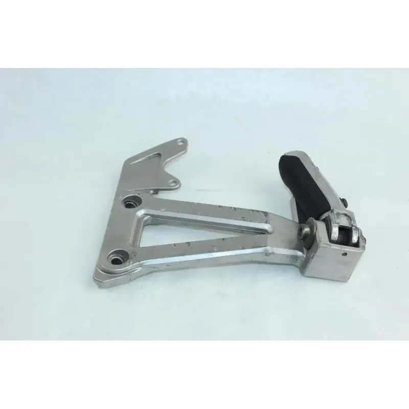 Platine arriere gauche SUZUKI GSF 400 BANDIT 1991 - 1993