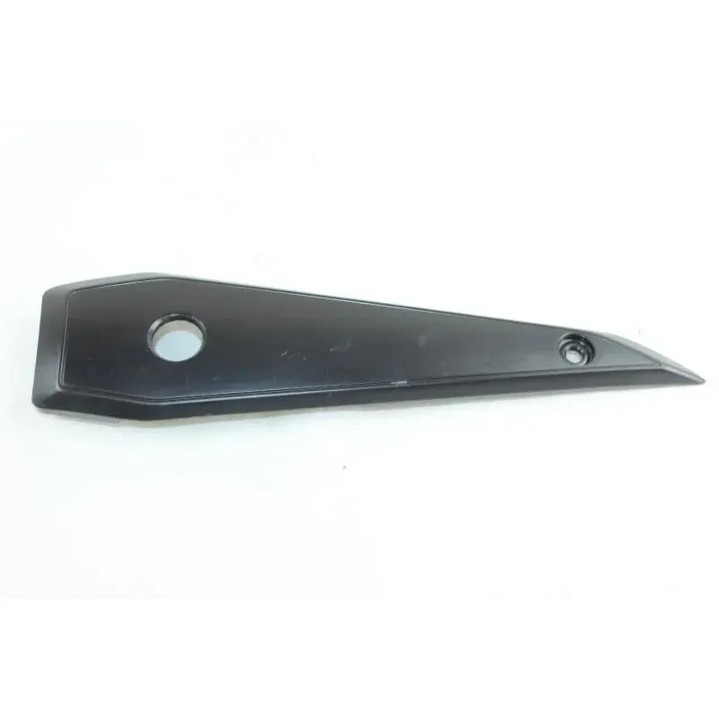 Demi flanc selle gauche YAMAHA FZ1 1000 N 2006 - 2010