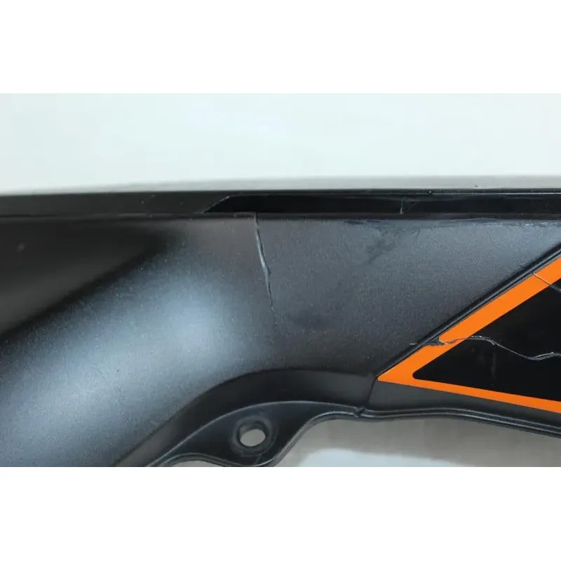 Coque arriere gauche KTM DUKE 125 2011- 2016