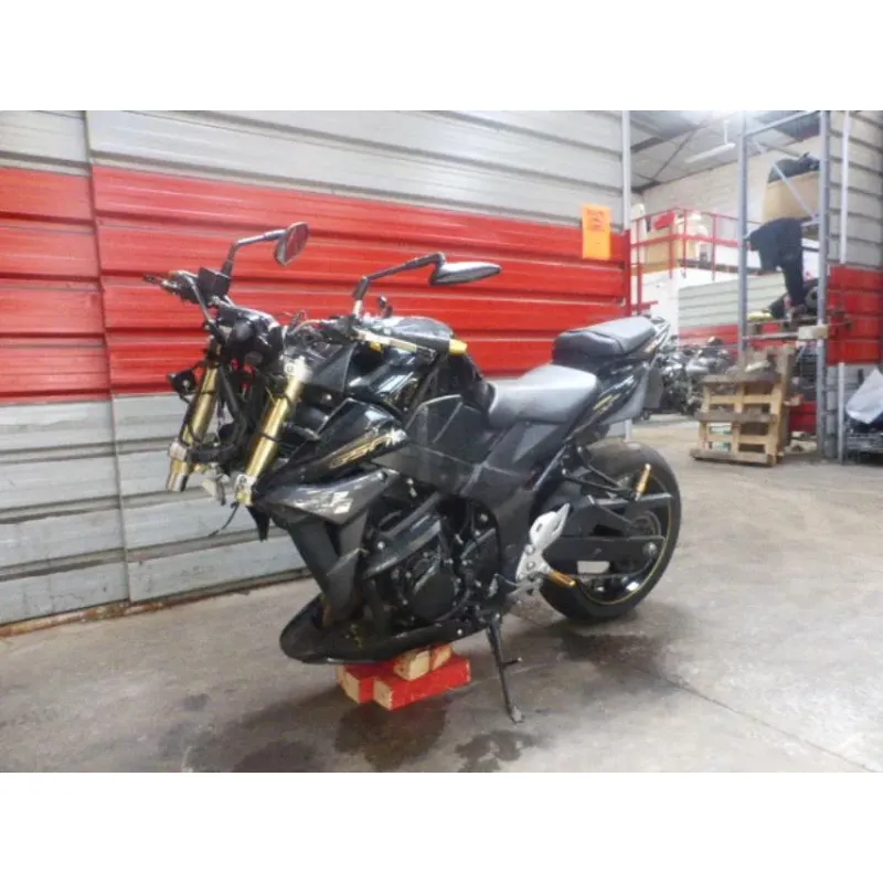 Roue crantée arriere SUZUKI GSR 750 2011 - 2016