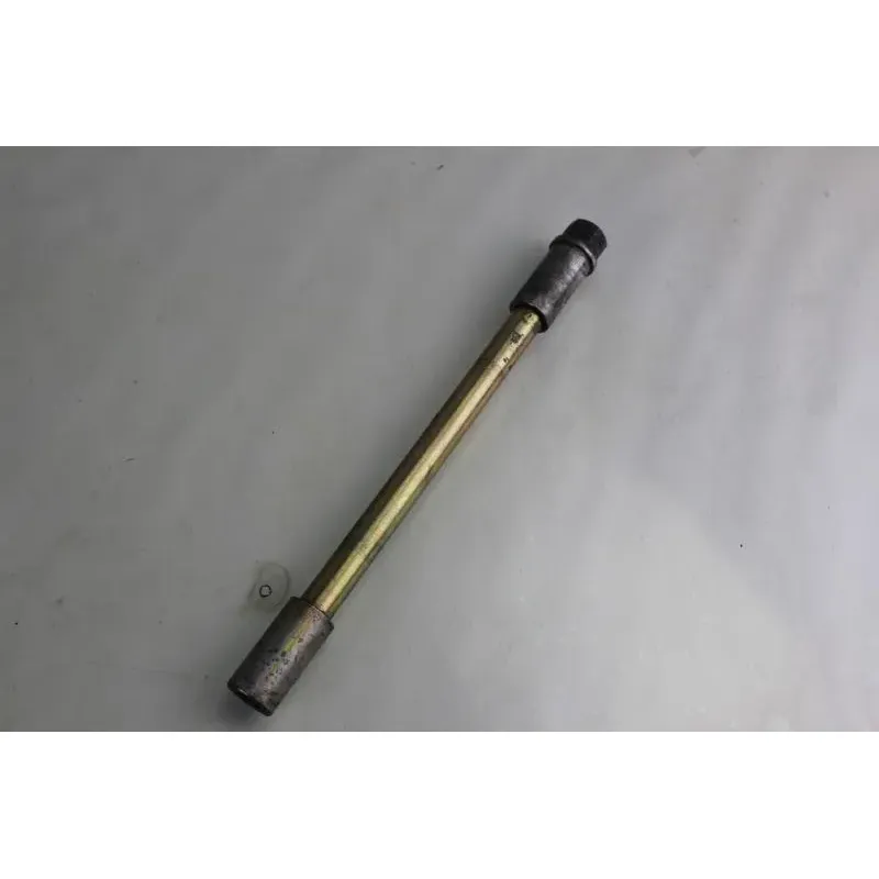 Axe de roue avant HYOSUNG GT 650 COMET 2005 - 2006 CARB
