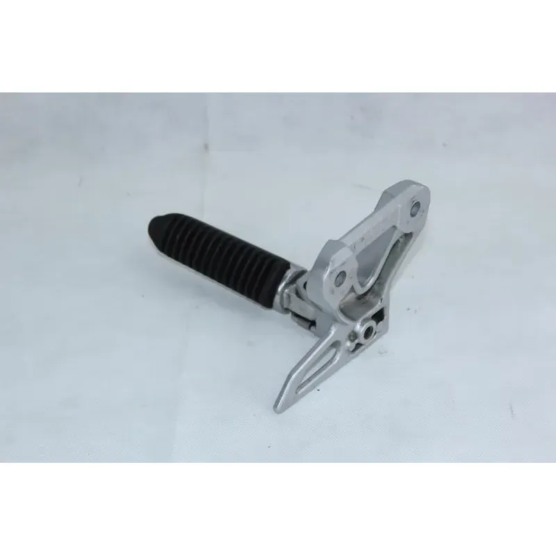 Platine arriere gauche SUZUKI GSXF 600 1998 - 2003