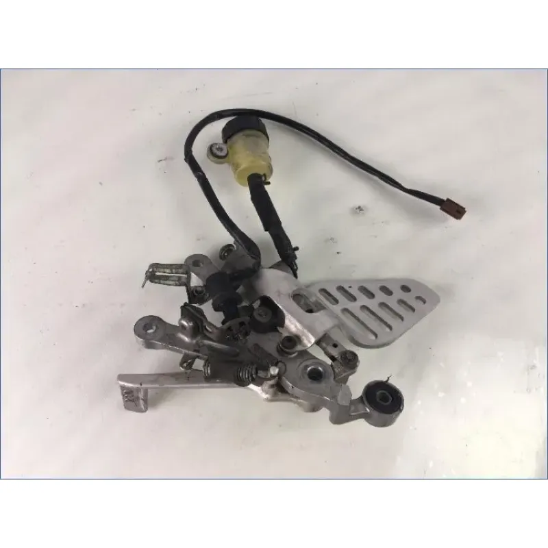 Platine avant droite complète YAMAHA R6 07-08
