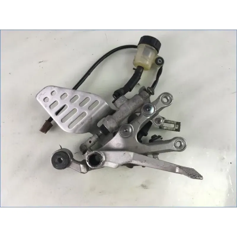 Platine avant droite complète YAMAHA R6 07-08