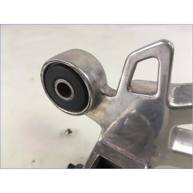 Platine arriere droite complete YAMAHA FZS 600 FAZER 1998 - 2001