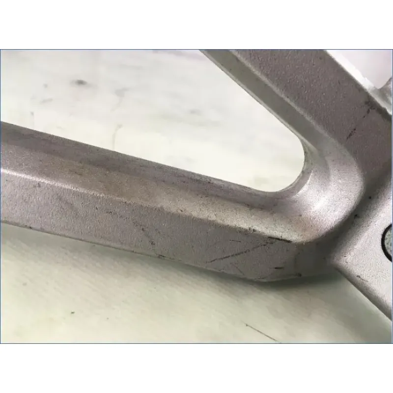 Platine arriere gauche SUZUKI SV 650 N 2008 - 2010