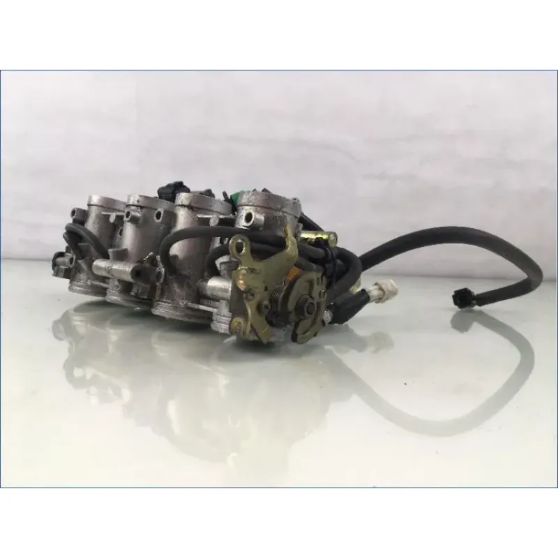 Rampe d'injection YAMAHA FZ6 600 FAZER S 2004 - 2006