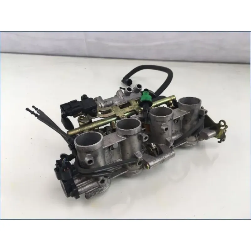 Rampe d'injection YAMAHA FZ6 600 FAZER S 2004 - 2006