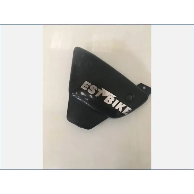 Demi flanc selle gauche SUZUKI GZ 125 MARAUDER1998 - 2001