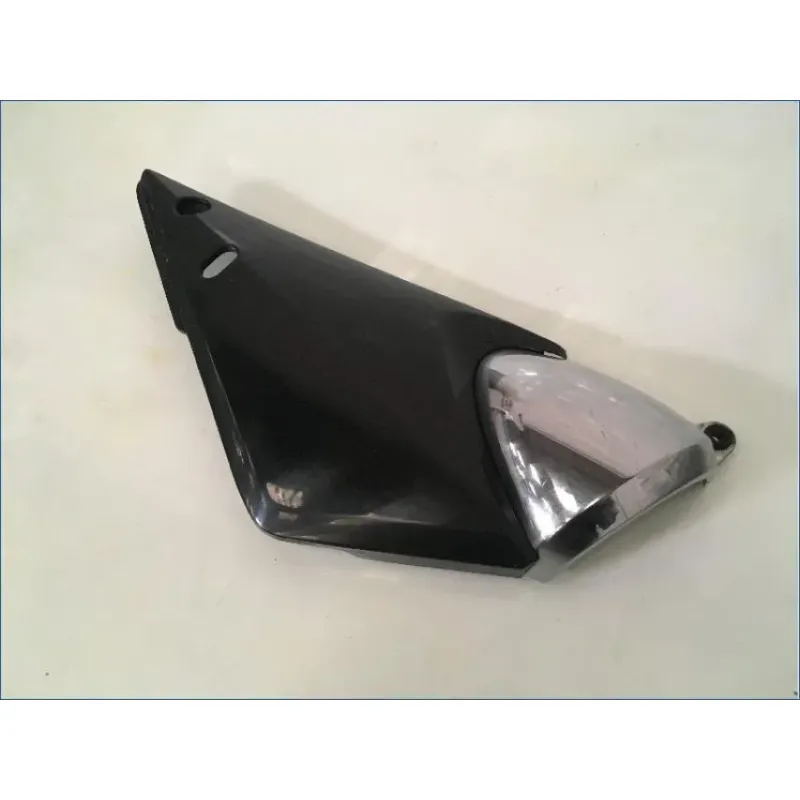 Demi flanc selle droit SUZUKI GSF 600 BANDIT N 2000 - 2004