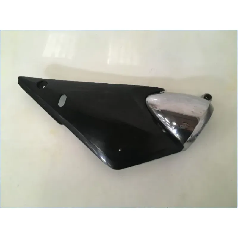 Demi flanc selle droit SUZUKI GSF 600 BANDIT N 2000 - 2004