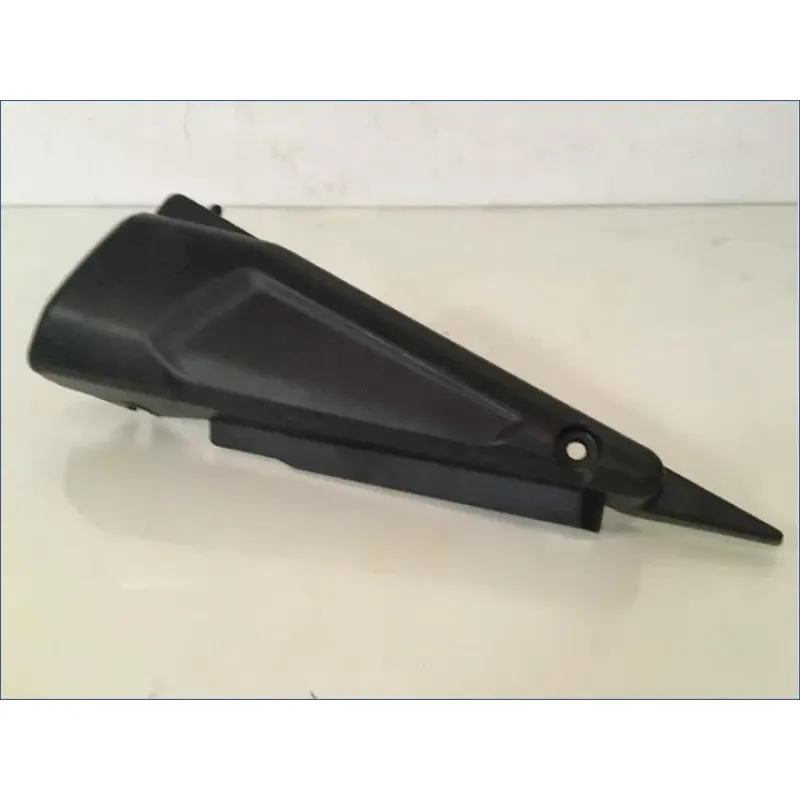 Demi flanc selle droit YAMAHA FAZER 1000 2001 - 2005