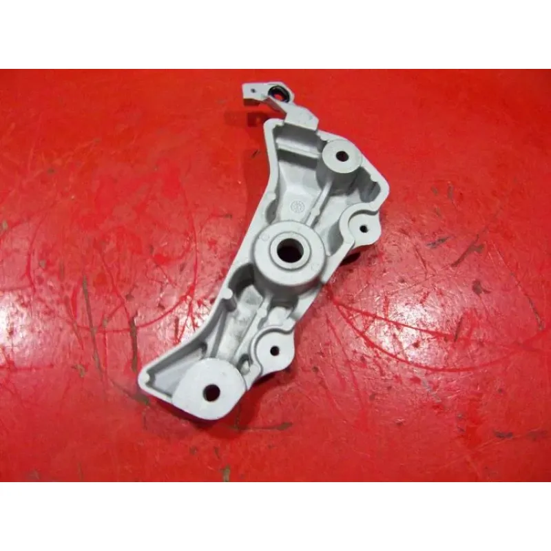 Support moteur droit HONDA CBF 600 S 2004 - 2007