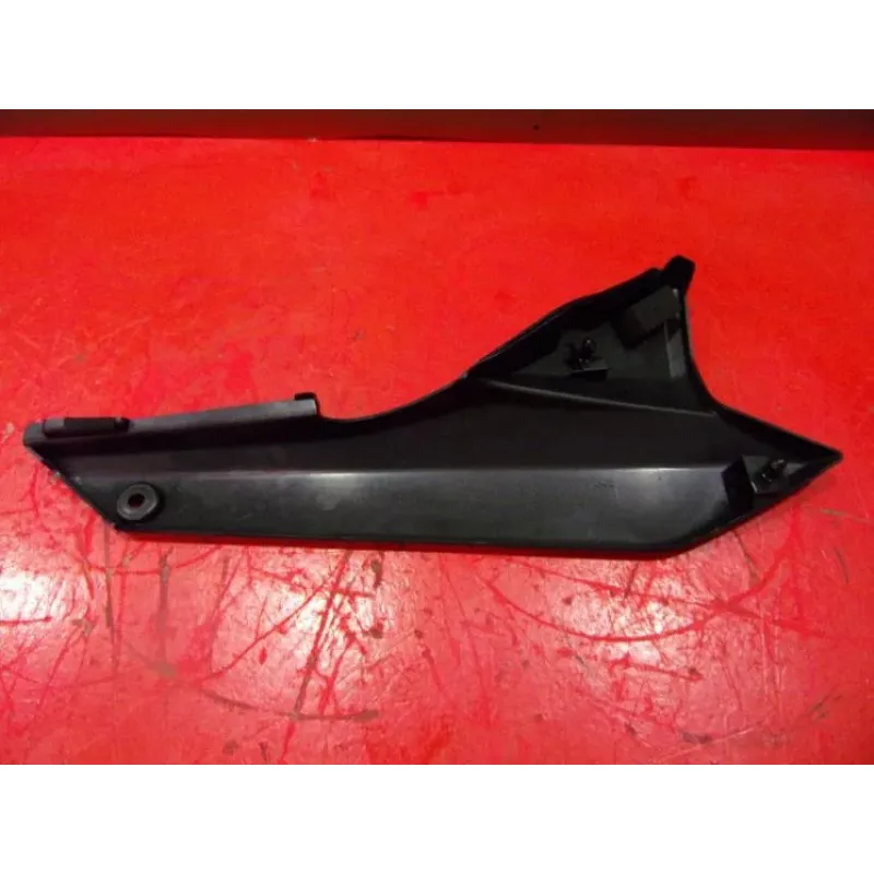 Demi flanc selle gauche SUZUKI GSF 650 BANDIT N 2006 - 2007