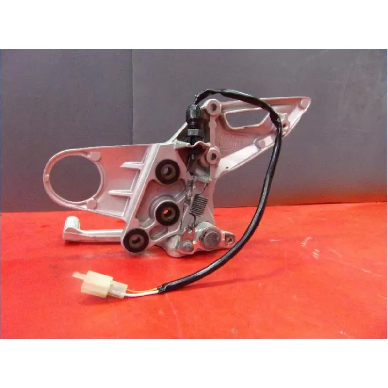 Platine avant droite SUZUKI GSX 1300 BKING 2008 - 2012