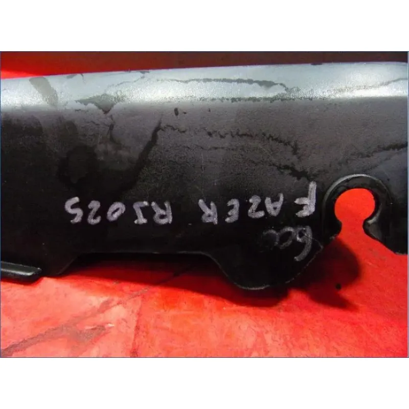 Demi flanc selle gauche YAMAHA FZS 600 FAZER 1998 - 2001