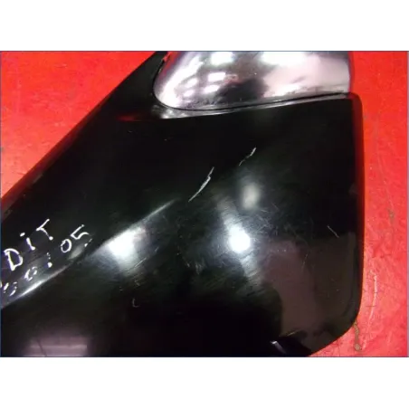 Demi flanc selle droit SUZUKI GSF 600 BANDIT N 2000 - 2004
