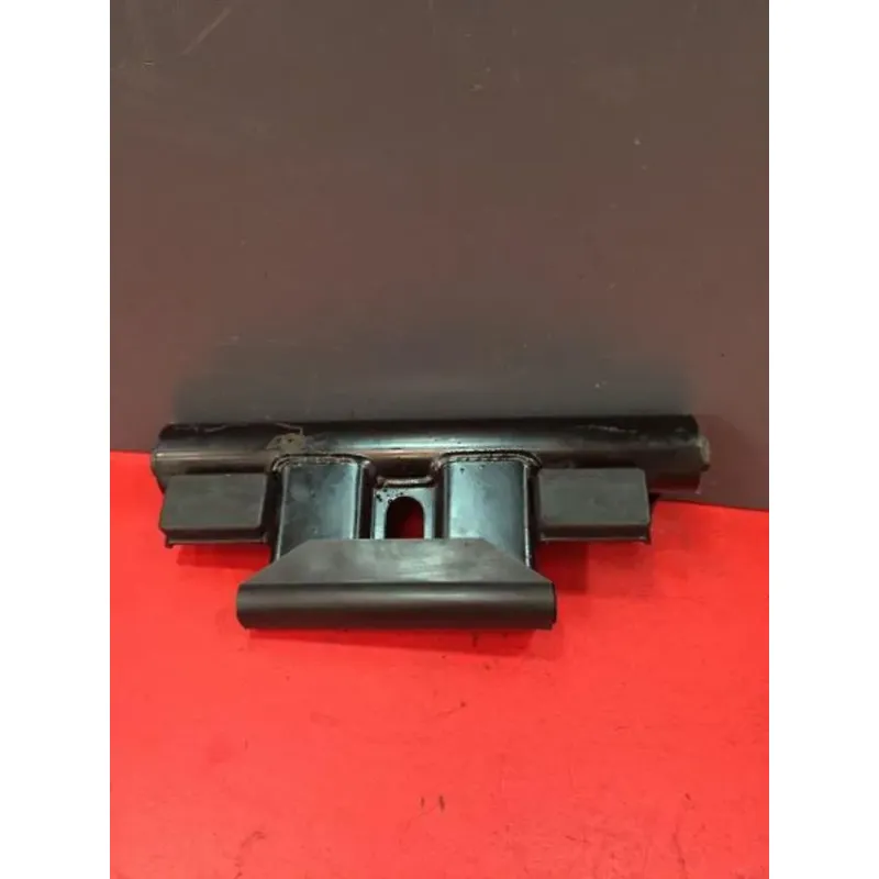 Support moteur SUZUKI UH 125 BURGMAN 2002 - 2006