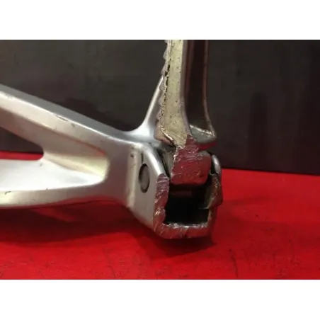 Platine arriere gauche SUZUKI GSXR 750 2000 - 2003