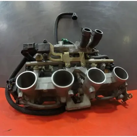 Rampe d'injection YAMAHA FZ6 600 2004 - 2006
