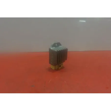 Regulateur charge batterie DERBI SENDA 50 SM DRD RACING 2005 - 2008