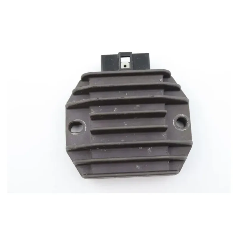 Regulateur charge batterie PIAGGIO VESPA PRIMAVERA 125 2014 - 2020