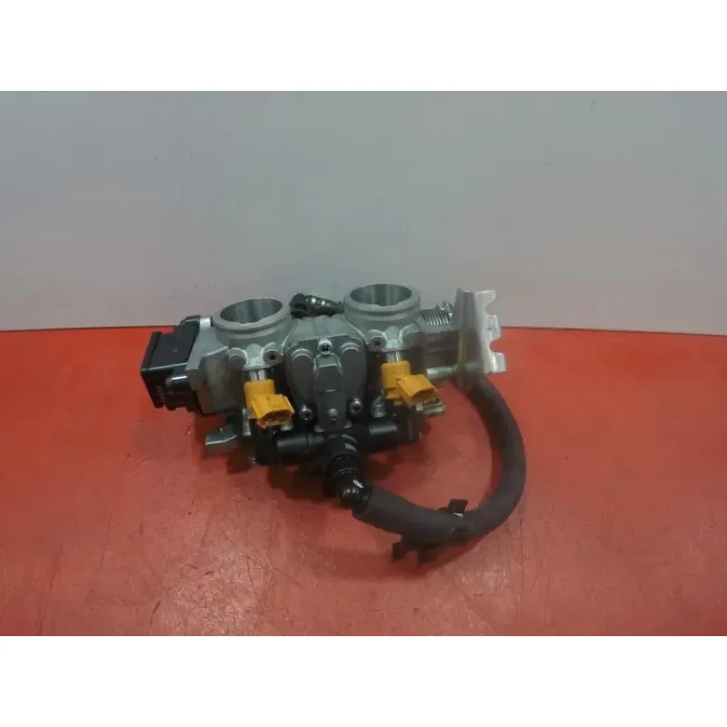 Rampe d'injection HONDA CB 500 F 2013 - 2015