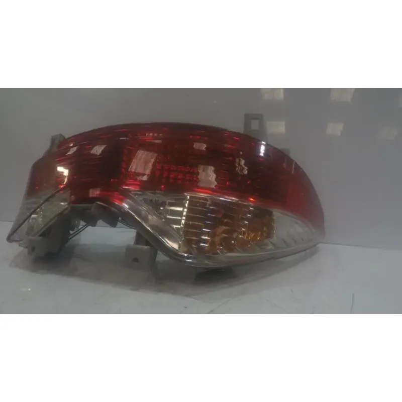 Bloc feu + clignotants SUZUKI UH 125 BURGMAN 2002 - 2006