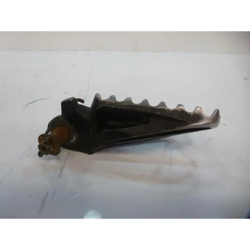 Repose pieds avant droit HONDA CRF 250 R 2004 - 2006