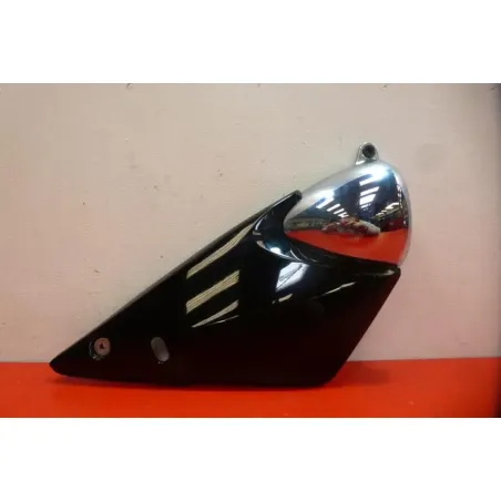 Demi flanc selle droit SUZUKI GSF 600 BANDIT N 2000 - 2004