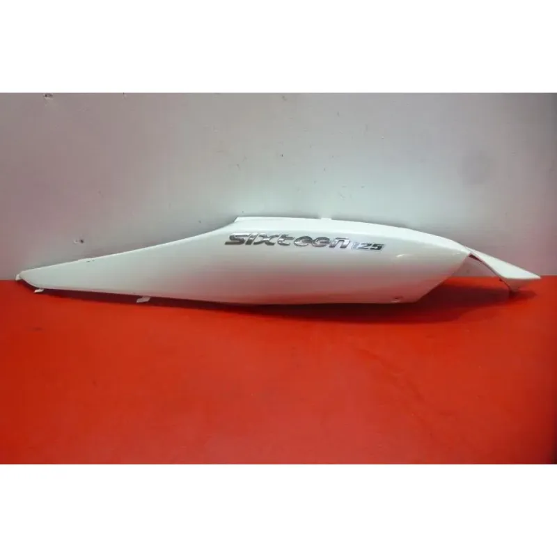 Coque arriere gauche SUZUKI UX 125 SIXTEEN 2008 - 2013