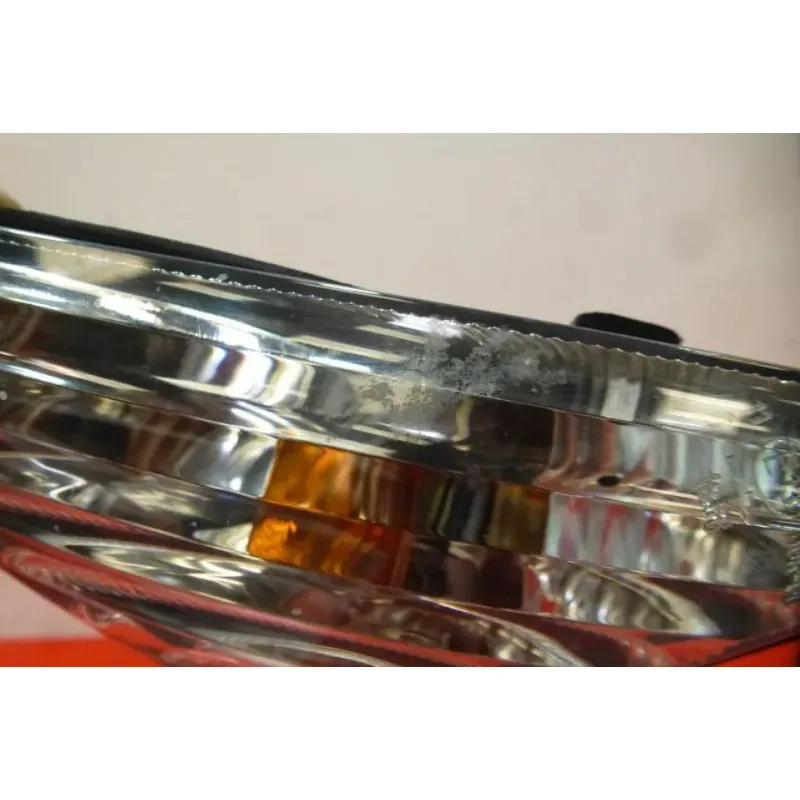 Clignotant avant gauche SUZUKI UX 125 SIXTEEN 2008 - 2013