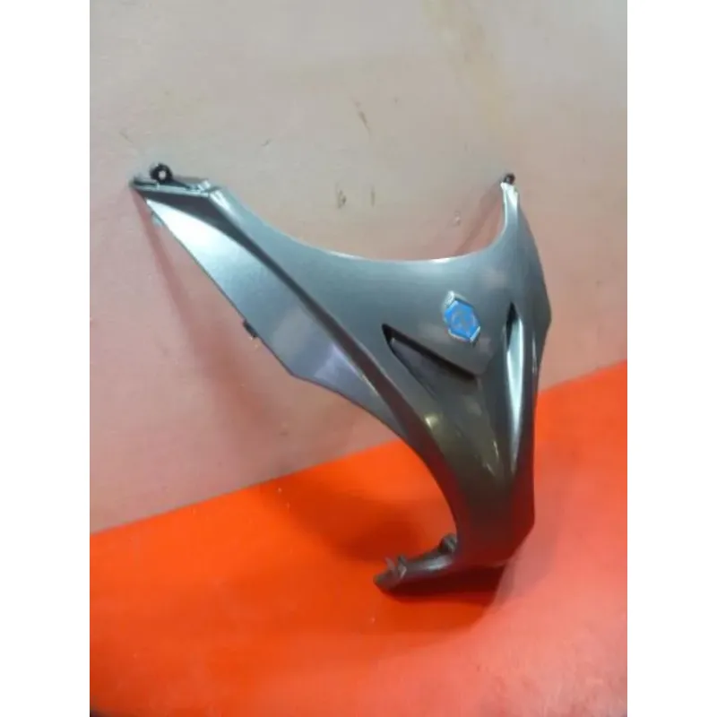 Cache carenage v avant PIAGGIO X9 125 EVO 2004 - 2007