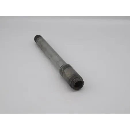 Axe de roue avant SUZUKI GSXR 600 1997 - 2000