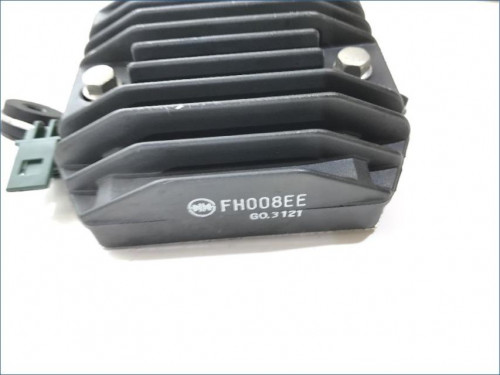 Regulateur de tension + support fh008ee HONDA CBR RR 600 07-12