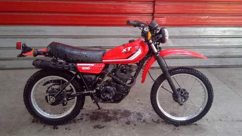 YAMAHA 250 XT