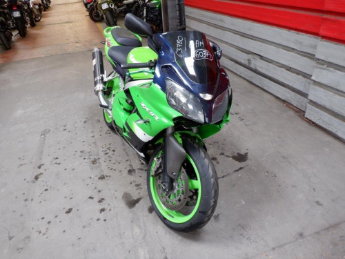 KAWASAKI ZX9 R