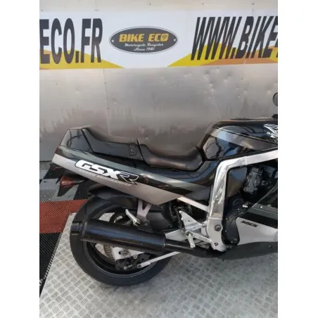 SUZUKI GSX-R 750
