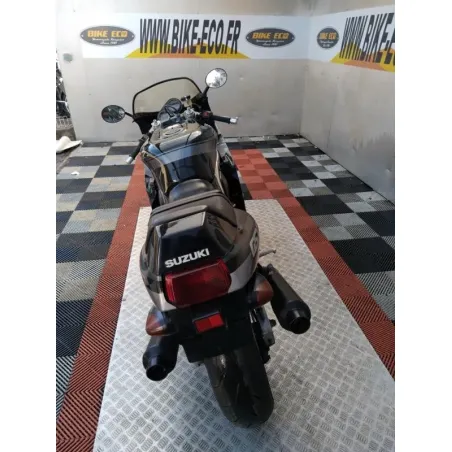 SUZUKI GSX-R 750