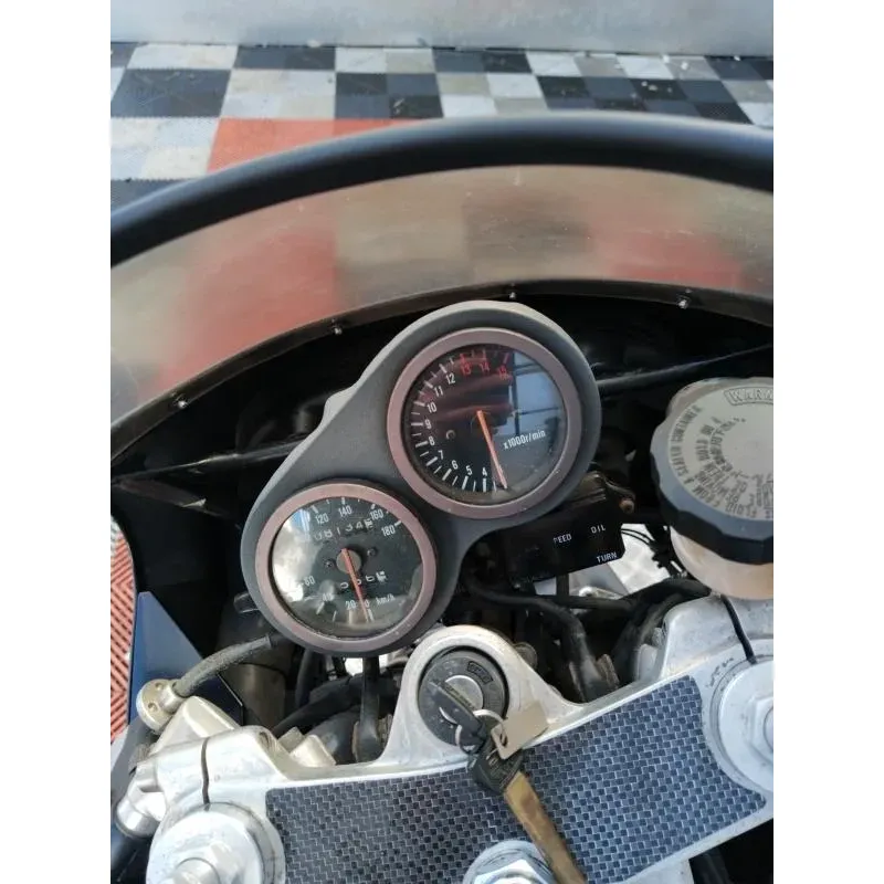 SUZUKI GSX-R 750