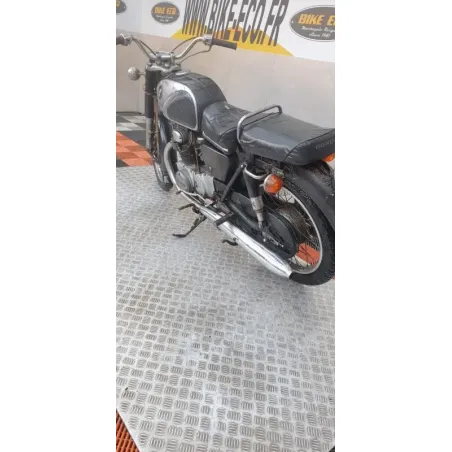 HONDA CD 250