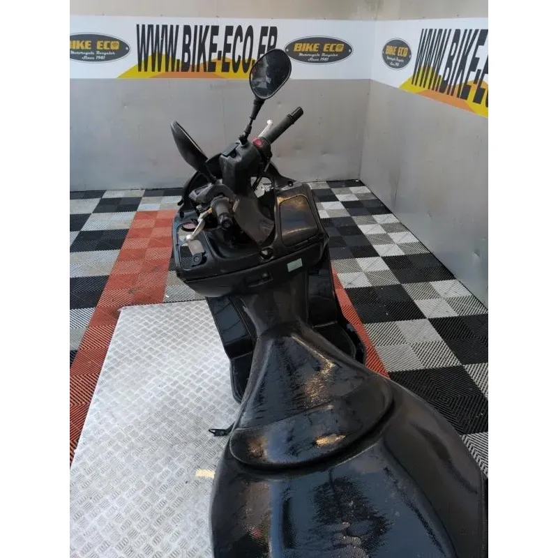 SUZUKI UH 125 BURGMAN