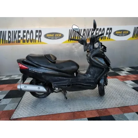 SUZUKI UH 125 BURGMAN