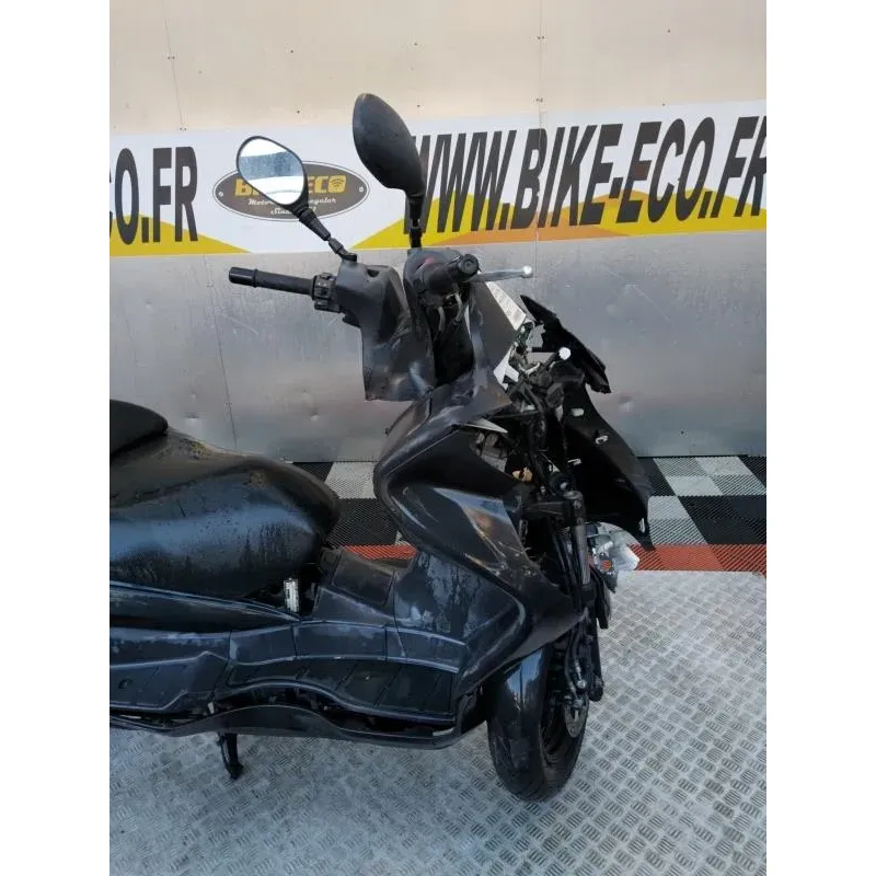 SUZUKI UH 125 BURGMAN
