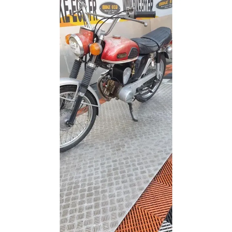 YAMAHA 90 YB