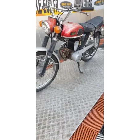 YAMAHA 90 YB
